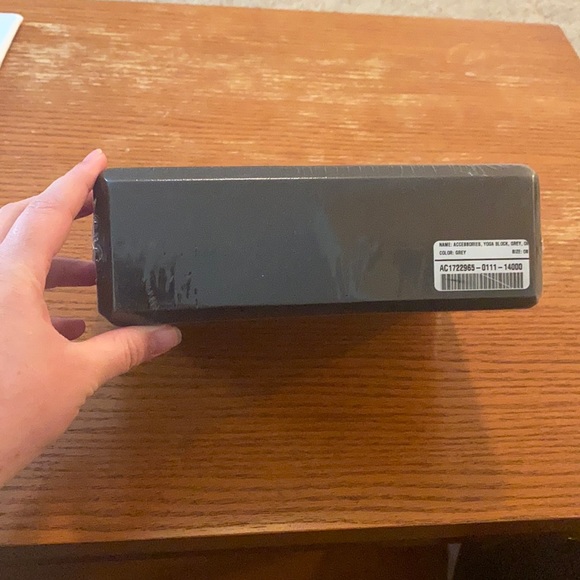 Fabletics yoga block - Picture 2 of 3